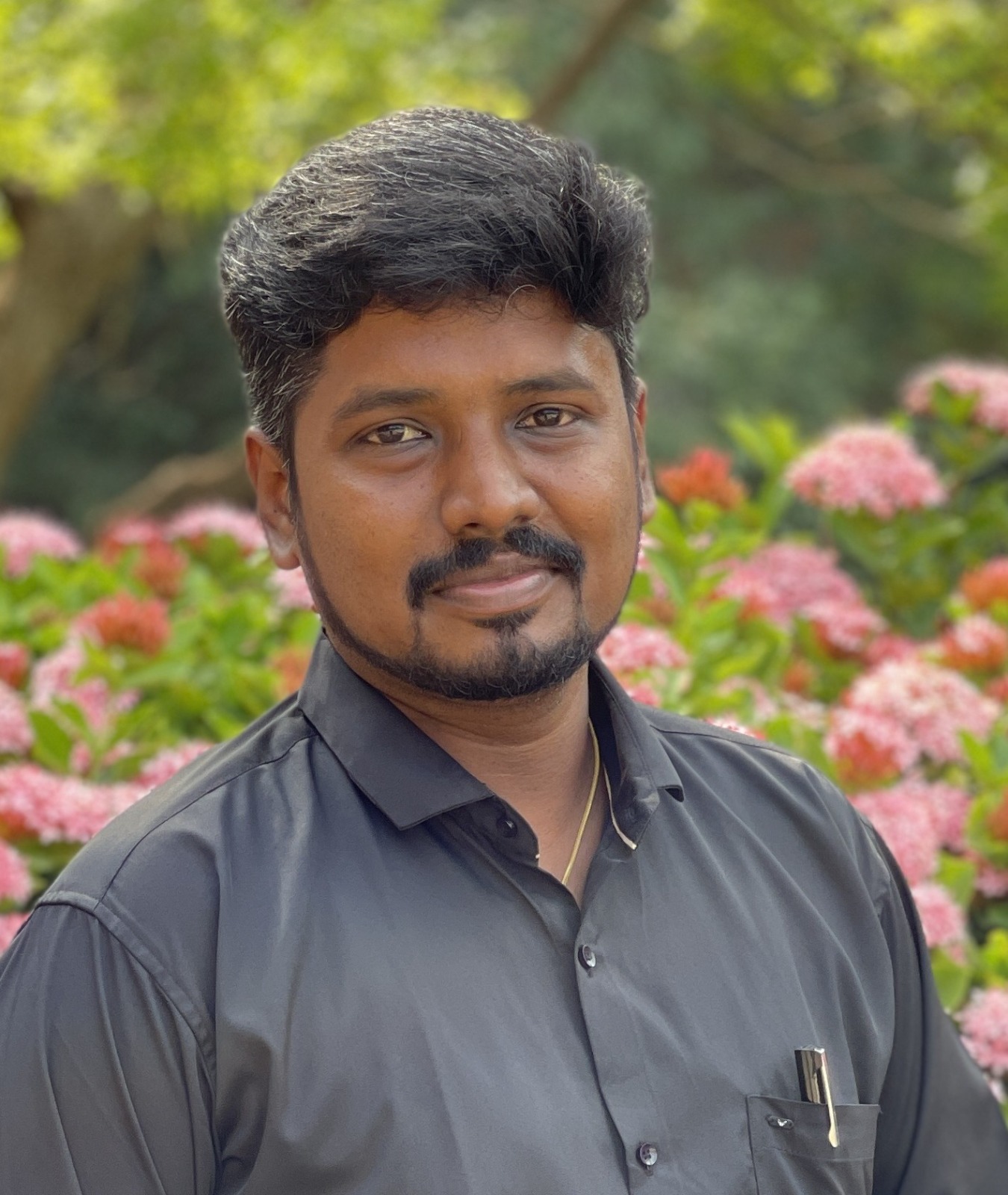 Dr. Hariharan R
